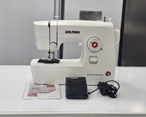 چرخ خیاطی برند دایوا ژاپن مدل . DSM - 6000