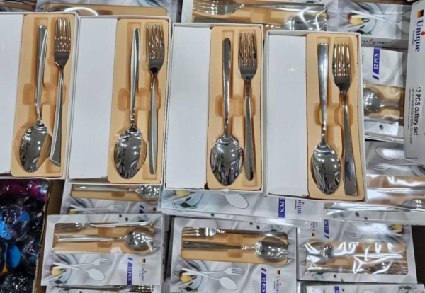قاشق و چنگال مارک یونیک استیل12تایی
