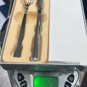 کارد چنگال جعبه طوسی در چهار گل دونا ماینز ناخونی شیکاگو
