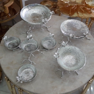 سرویس گل نرگس نقره ای