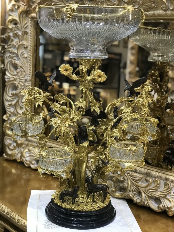 مجسمه درختی سنترپیس برنز هفت پارچه با سبدپرکار.