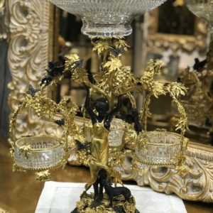مجسمه برنز سه سبدپرکار