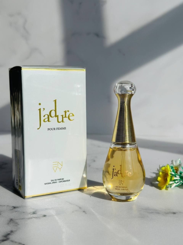 عطر جیبی زنانه ان وی مدل جادور 