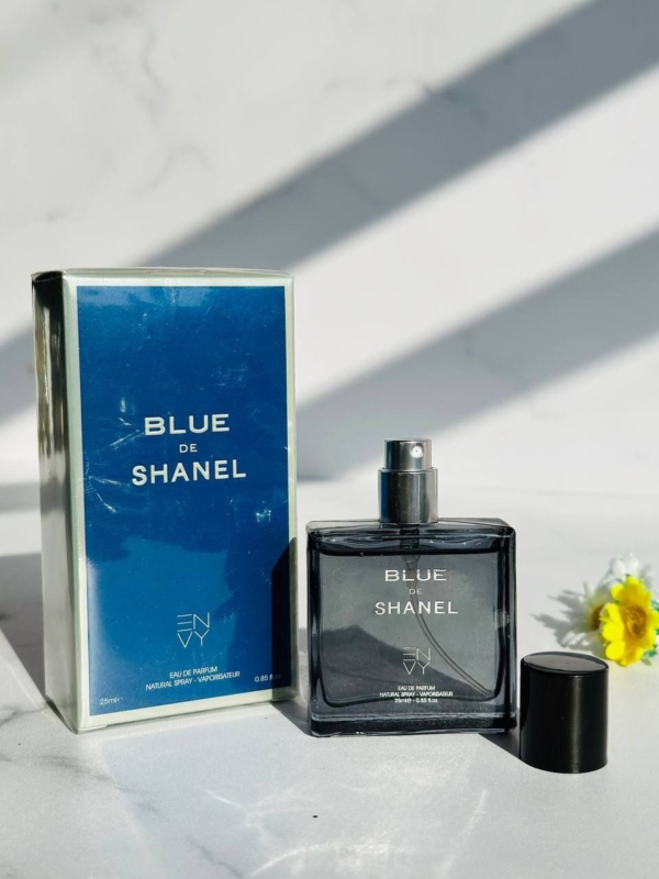عطر جیبی مردانه برند کالکشن مدل بلو شنل