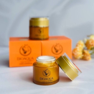 کرم مرطوب کننده روغن اسب بیوآکوا