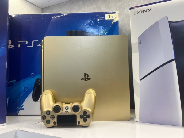 Ps4 slim 1Tb  اكانتي 