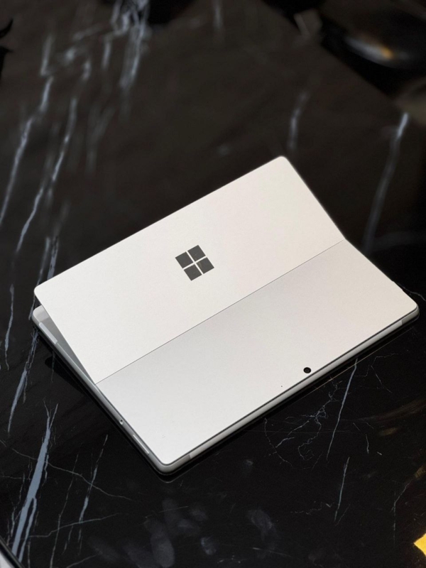 لپتاپ Surface PRO 8