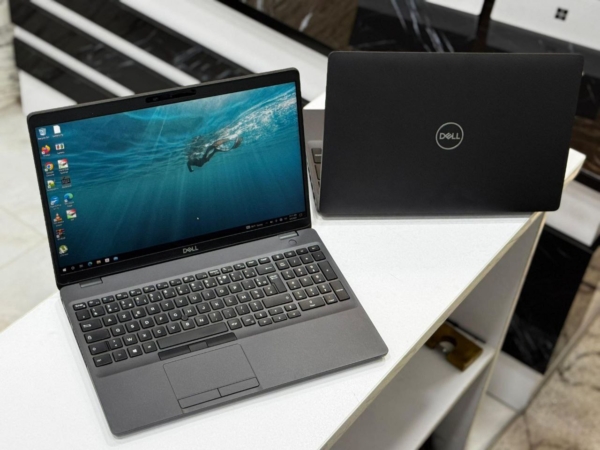 لپتاپ DELL latitude 5500