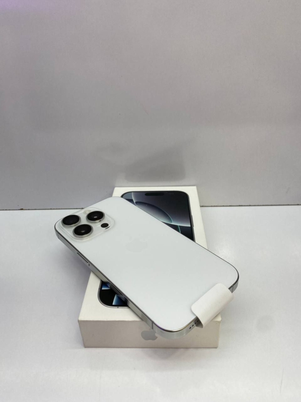 گوشی Iphone 16 pro (256)cha