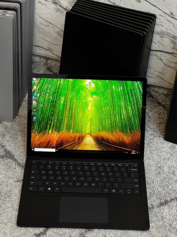 Surface laptop 4