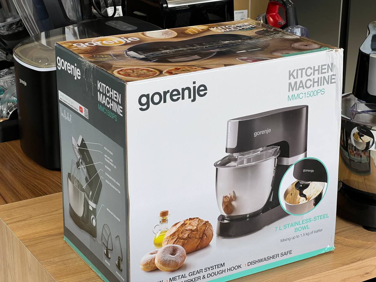 ۷ نکته مهم برای استفاده درست از همزن کاسه‌دار