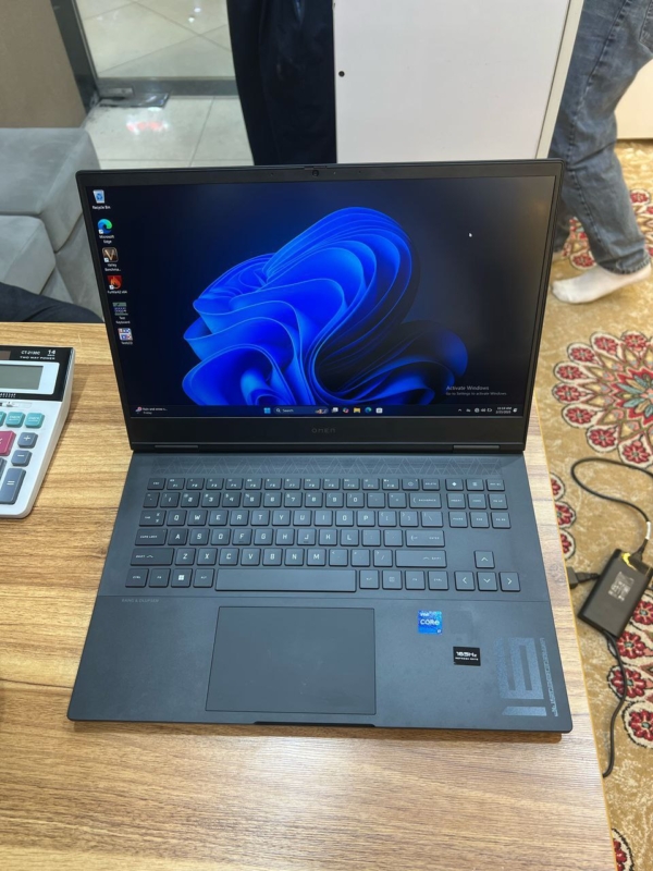 HP Omen 16 Transcent