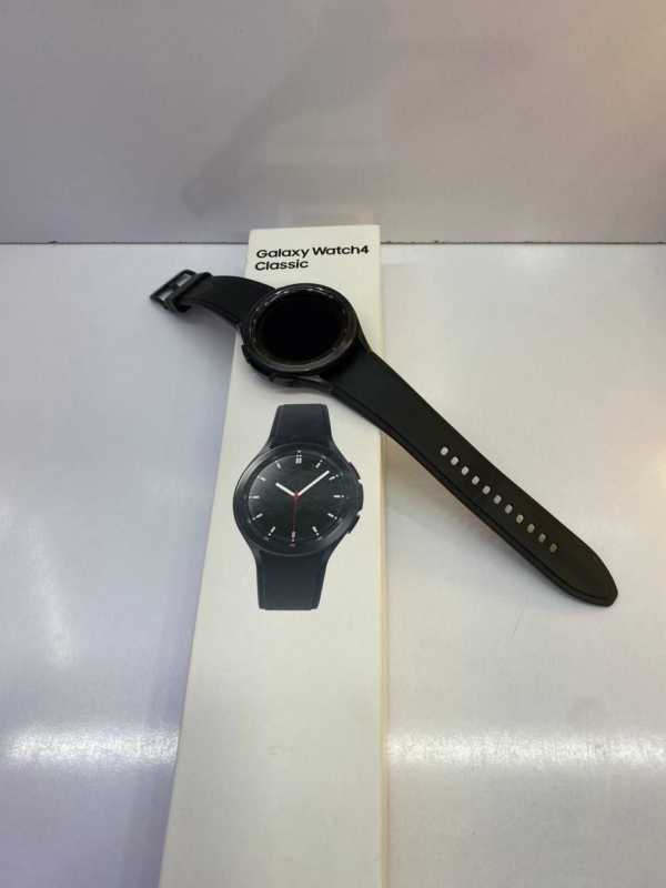 Galaxy Watch 4 Classic :R890