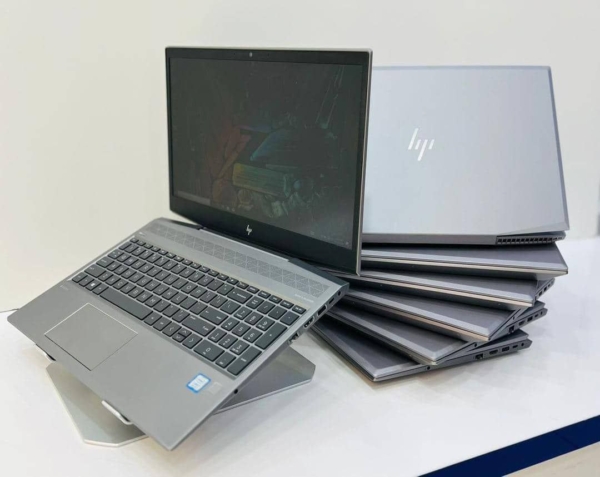HP Zbook 15 V G5