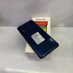 Samsung M32 (128)ram6