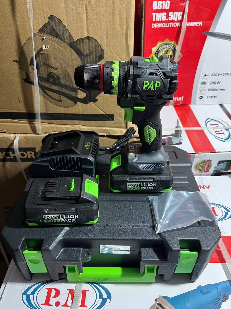 قدرت و ولتاژ دریل شارژی؛ چه عددی بهتر است؟