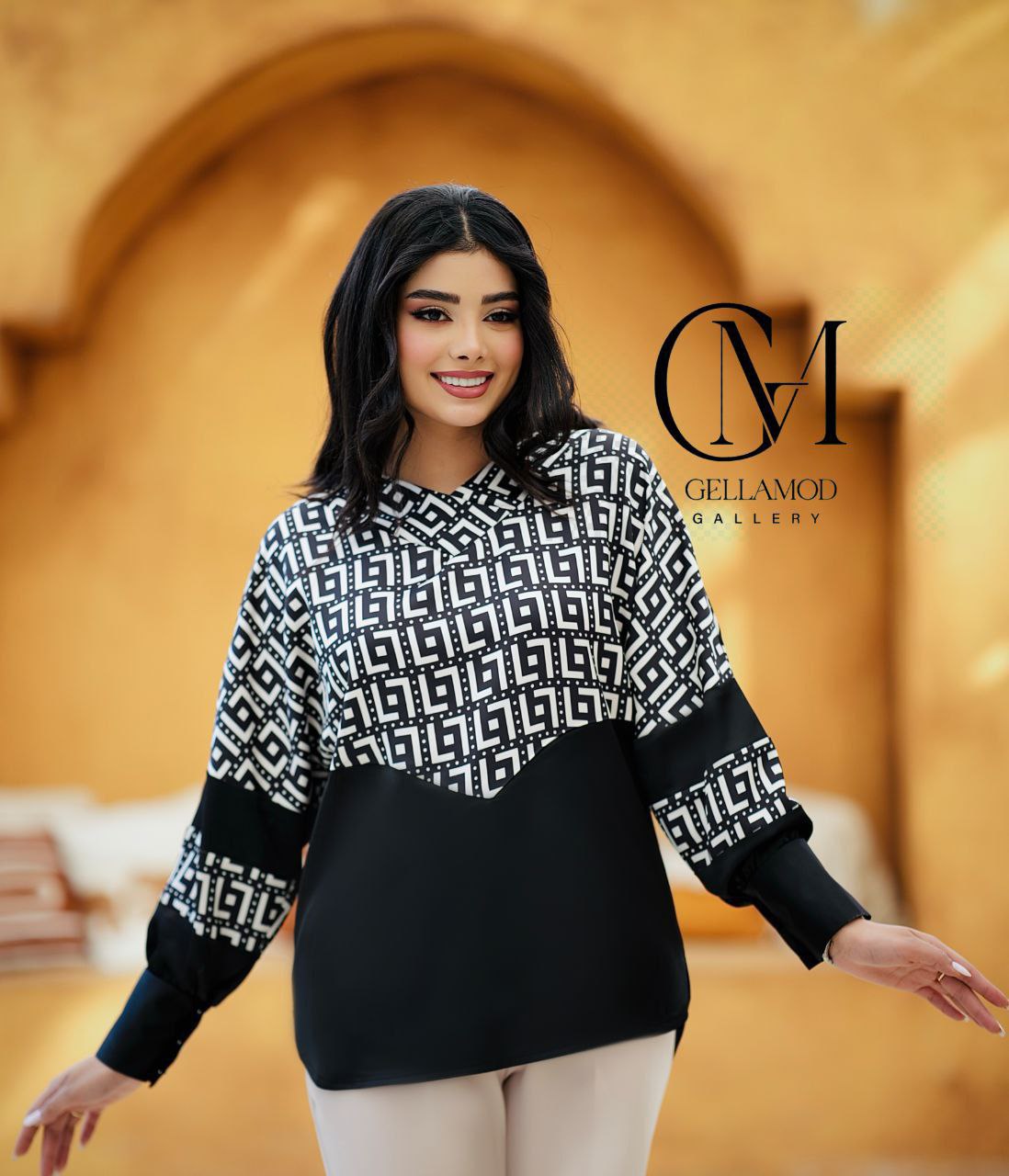 شومیز قواره بزرگ طرح فندی  - تصویر 3