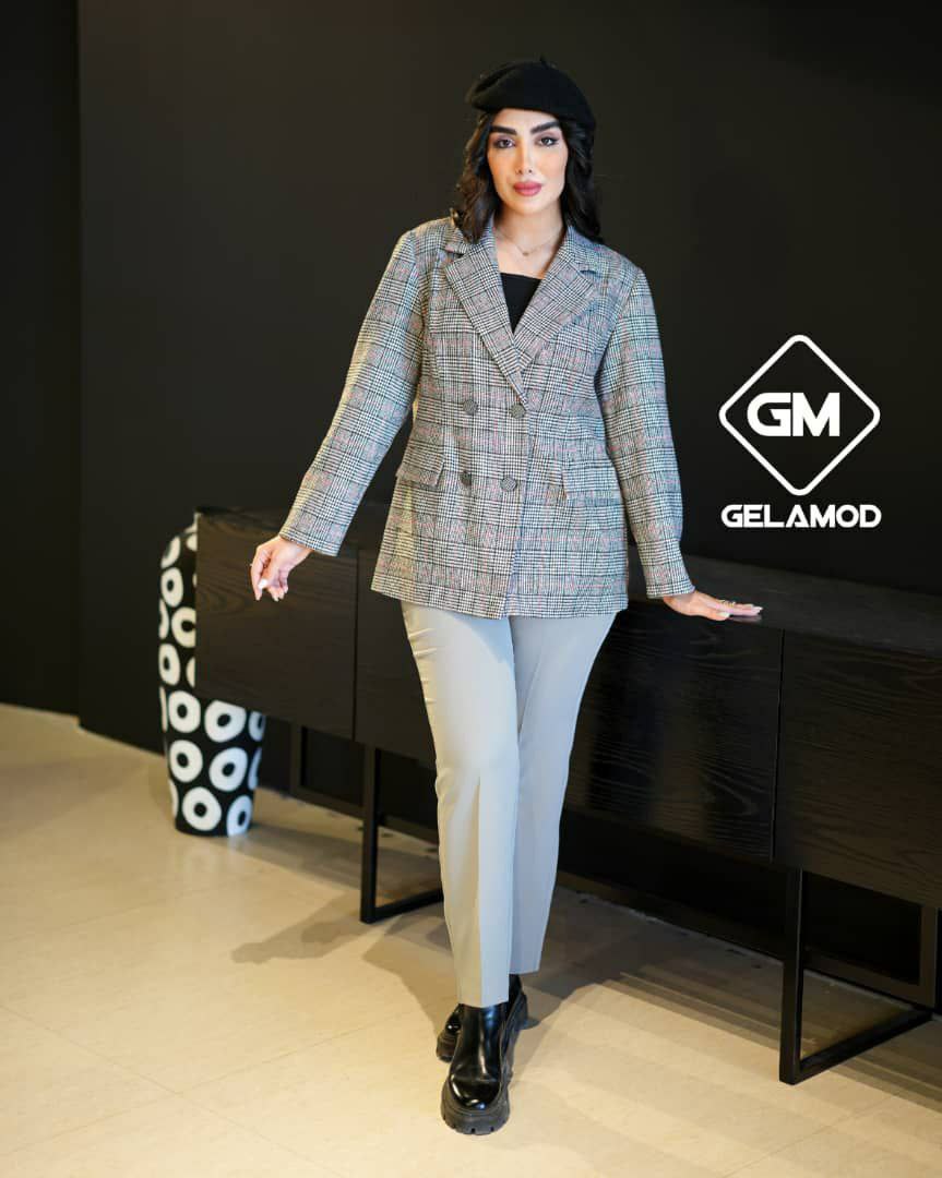 کت اسپرت چهارخانه