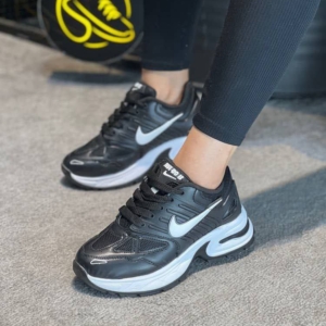 کفش اسپرت نایکی