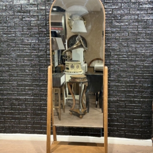 آینه ایستاده برند هاردی کد : 607