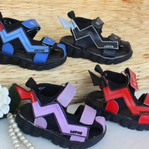 کفش بچه گانه 