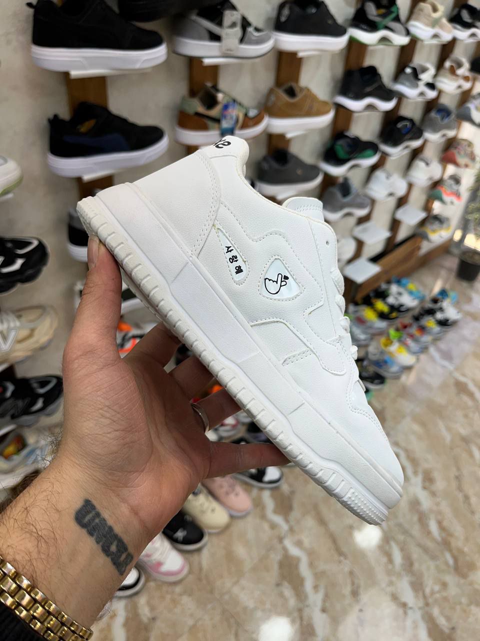 کفش اسپرت ونس لاو - تصویر 3