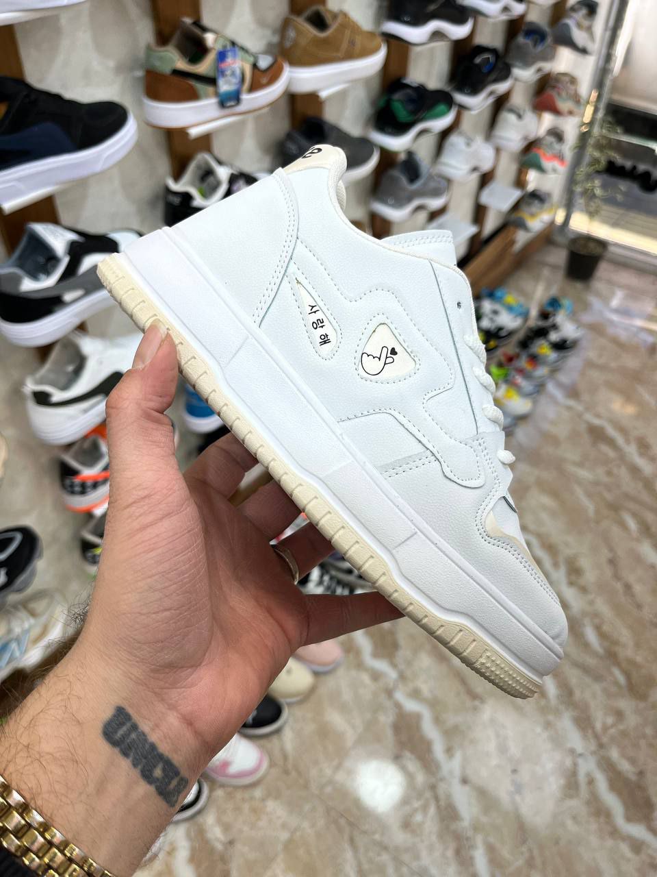 کفش اسپرت ونس لاو - تصویر 4