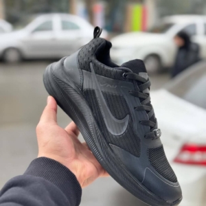 کفش اسپرت نایک زوم 