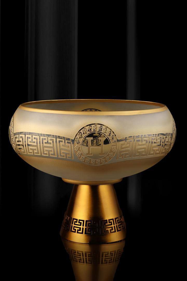 شمع‌ها و نورپردازی در پذیرایی — جلوه و انتخاب مناسب