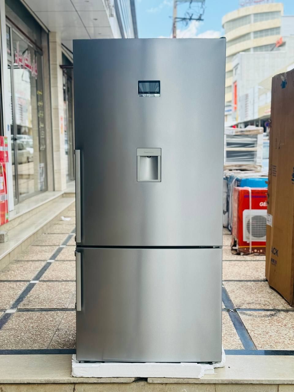 یخچال فریزر بالا و پایین 30 فوت بوش KGD86AW31U / 07