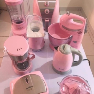 ست جهیزیه لوازم خانگی با رنگ صورتی