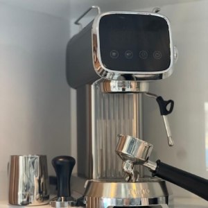 اسپرسو ساز و قهوه ساز مرینو لمسی مدل ۸۸۱۸ ،۲۲ بار، ۱۳۵۰ وات