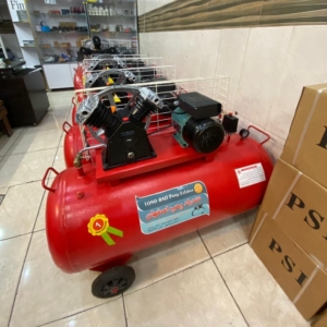 کمپرسور ۲۵۰ لیتری  با ورق ۳/۵ فولاد   فشار کاری تا ۸ بار با دینام 2 اس