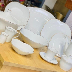 سرویس چینی اسپرینگ لب طلا 30پارچه 6نفره