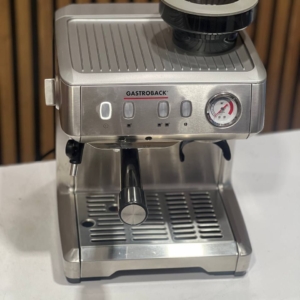 اسپرسوساز نیمه‌حرفه‌ای با آسیابGastroback 42624 Design Espresso Advanced Barista